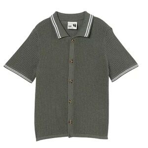 NWOT- cotton on kids- toddler Knitted Short Sleeve Shirt. Button up. Size 2